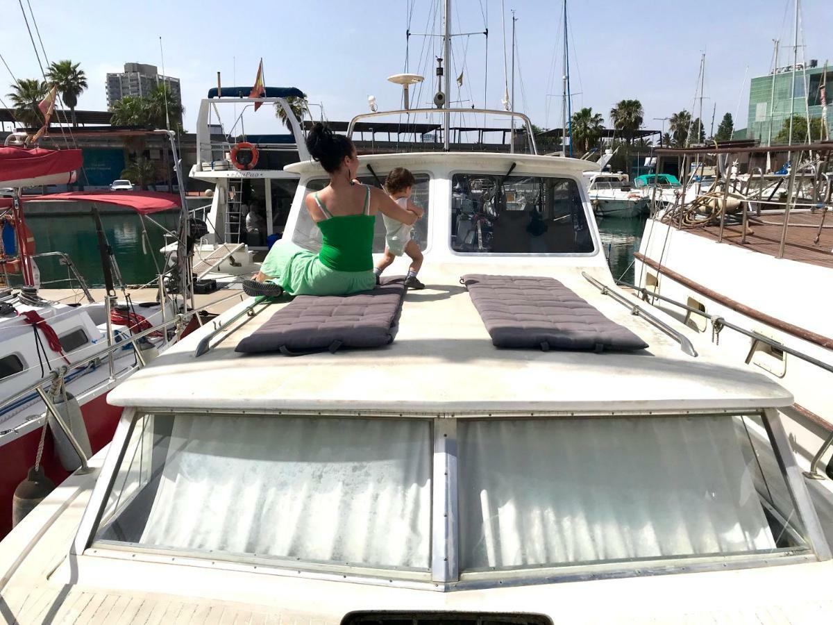 Boat Yacht Barcelona Ξενοδοχείο Sant Adria de Besos Εξωτερικό φωτογραφία