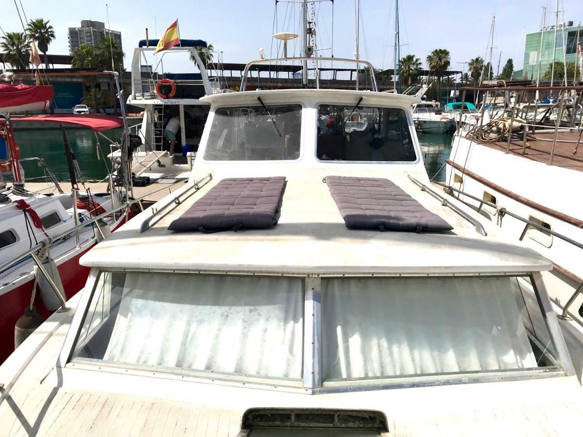 Boat Yacht Barcelona Ξενοδοχείο Sant Adria de Besos Εξωτερικό φωτογραφία